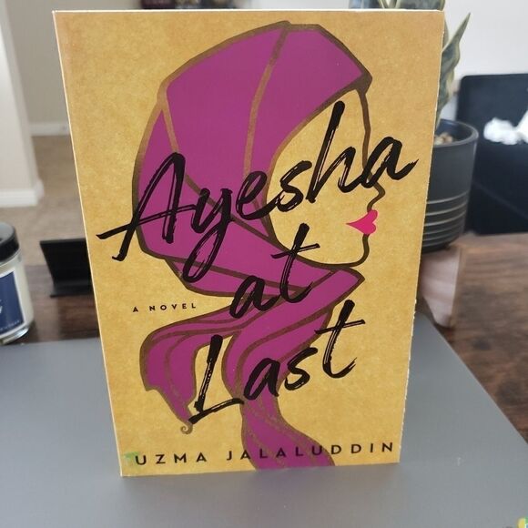 Love Stories Book Bundle  - Picture 6 of 7